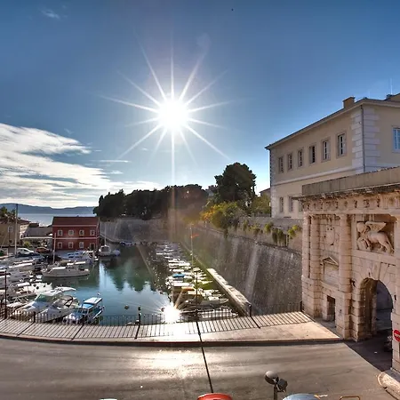 Old Town Seafront Appartement