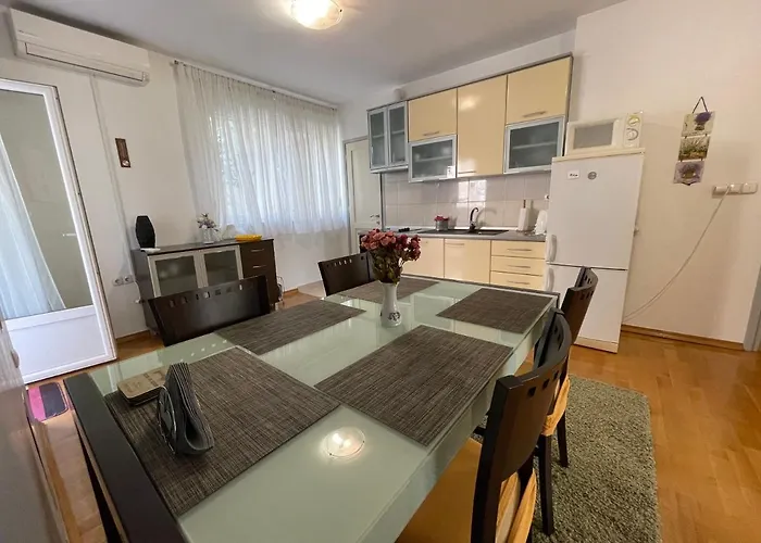 Apartment Old Town Seafront